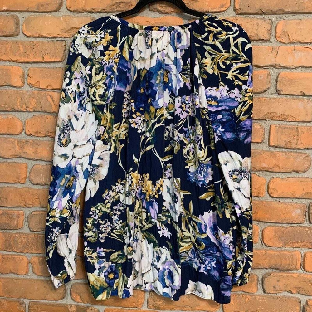 Chico's Primavera‎ Floral Blouse Womens Size Large Navy Long Sleeve V-Neck Top - Picture 3 of 5